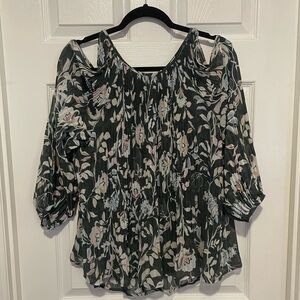 🌟4/$13🌟 LC Lauren Conrad Dark Green Floral Blouse